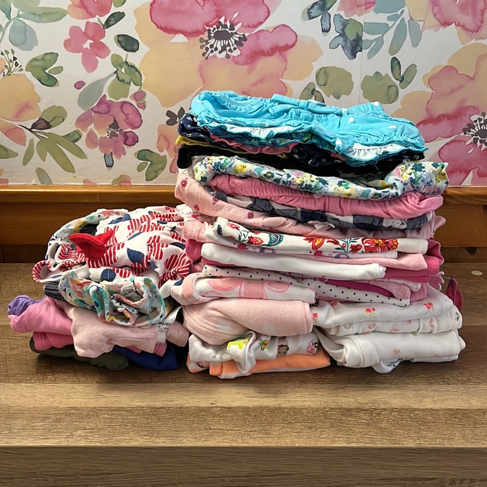 Little girl 3-6 months bundle of clothes